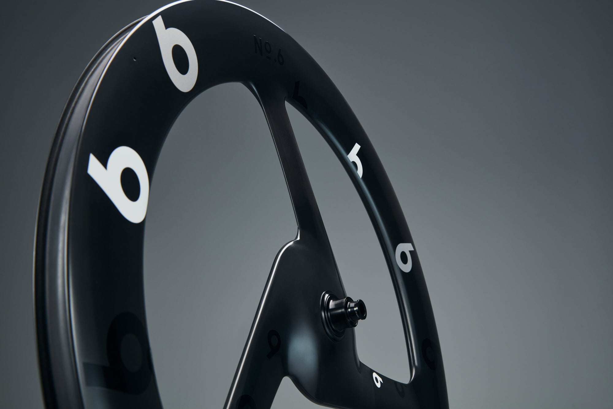 A3RO Tri-spoke-thumbmail-3